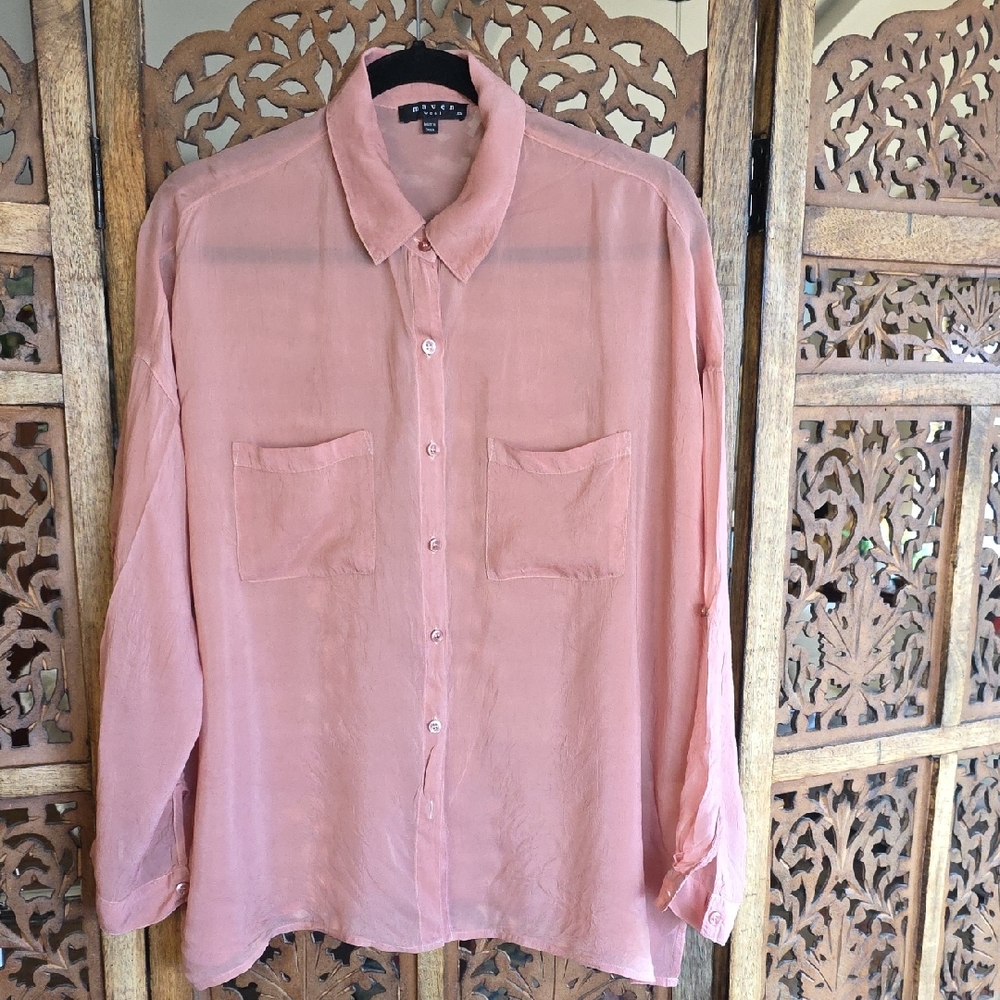 Maven West Women's Pink Button-Down Shirt